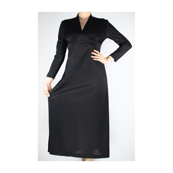 Vintage Black Long Sleeve Goth Maxi Dress - Picture 2 of 4